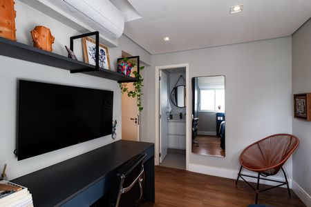 Apartamento à venda com 112m², 2 quartos e 3 vagas Apartamento à venda com 112m², 2 quartos e 3 vagasSuíte