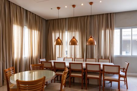 Apartamento à venda com 112m², 2 quartos e 3 vagas Apartamento à venda com 112m², 2 quartos e 3 vagasSalão de Festas