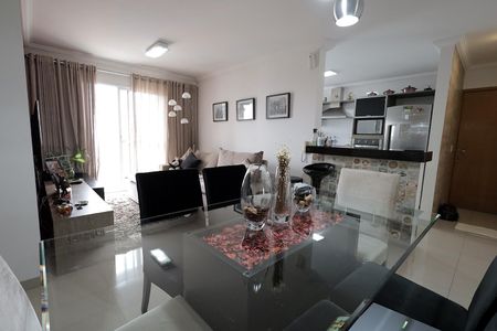 Apartamento à venda com 92m², 3 quartos e 2 vagas Apartamento à venda com 92m², 3 quartos e 2 vagasSala de Jantar