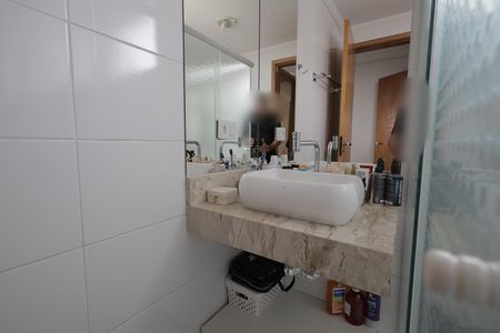 Apartamento à venda com 92m², 3 quartos e 2 vagas Apartamento à venda com 92m², 3 quartos e 2 vagasBanheiro Suíte