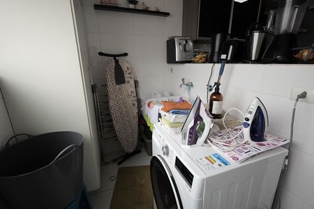 Apartamento à venda com 92m², 3 quartos e 2 vagas Apartamento à venda com 92m², 3 quartos e 2 vagasÁrea de Serviço