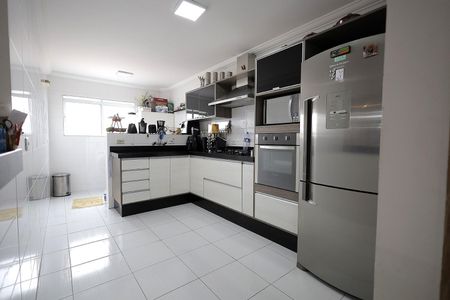 Apartamento à venda com 92m², 3 quartos e 2 vagas Apartamento à venda com 92m², 3 quartos e 2 vagasCozinha