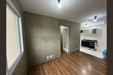 Sala de apartamento para alugar com 2 quartos, 42m² em Jardim Parque Morumbi, São Paulo
