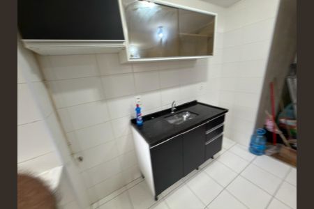 Cozinha de apartamento para alugar com 2 quartos, 42m² em Jardim Parque Morumbi, São Paulo