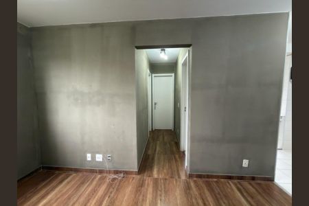Sala de apartamento para alugar com 2 quartos, 42m² em Jardim Parque Morumbi, São Paulo