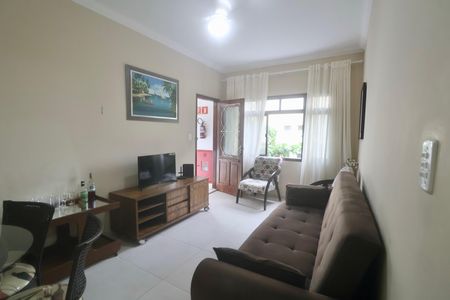 Sala de apartamento para alugar com 2 quartos, 76m² em Balneario Guarujá, Guarujá
