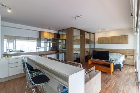 Kitnet/Studio de kitnet/studio para alugar com 1 quarto, 58m² em Pinheiros, São Paulo