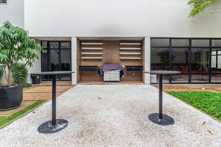 Studio para alugar com 58m², 1 quarto e 1 vaga Studio para alugar com 58m², 1 quarto e 1 vagaÁrea comum - Churrasqueira