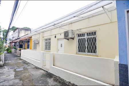 Casa para alugar com 80m², 3 quartos e sem vaga Casa para alugar com 80m², 3 quartos e sem vagaFachada