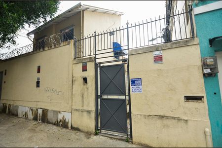 Casa para alugar com 80m², 3 quartos e sem vaga Casa para alugar com 80m², 3 quartos e sem vagaFachada