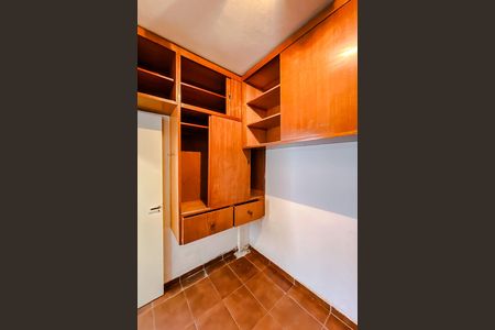 Apartamento à venda com 87m², 2 quartos e 1 vaga Apartamento à venda com 87m², 2 quartos e 1 vagaQuarto de Serviço