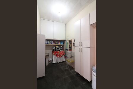 Casa à venda com 180m², 2 quartos e 2 vagasÁrea de Serviço e Espaço Gourmet