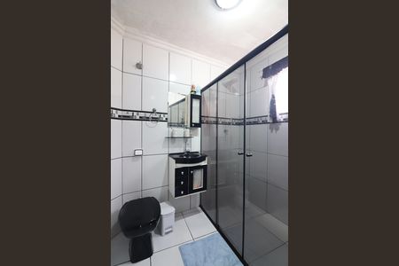 Casa à venda com 180m², 2 quartos e 2 vagasQuarto 1 - Suíte Banheiro 