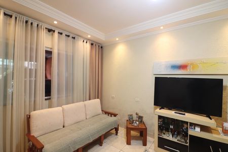 Casa à venda com 180m², 2 quartos e 2 vagasSala 