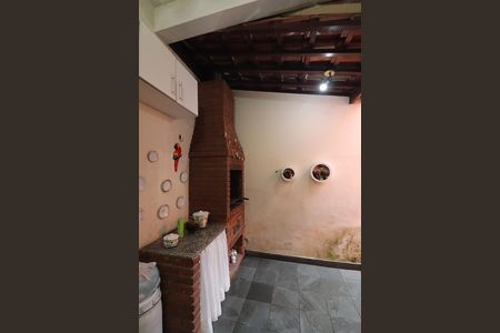 Casa à venda com 180m², 2 quartos e 2 vagasÁrea de Serviço e Espaço Gourmet
