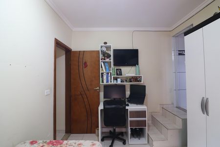 Casa à venda com 180m², 2 quartos e 2 vagasQuarto 1 - Suíte