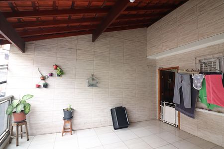Casa à venda com 180m², 2 quartos e 2 vagasQuarto 3 - Suíte Varanda 