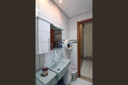 Casa à venda com 180m², 2 quartos e 2 vagasQuarto 3 - Suíte Banheiro 