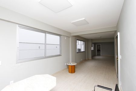 Sala de kitnet/studio para alugar com 1 quarto, 54m² em Santa Lúcia, Belo Horizonte