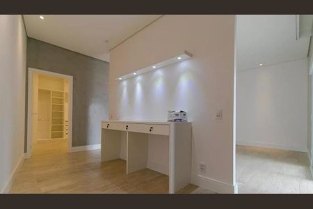 Casa de condomínio à venda com 472m², 3 quartos e 4 vagas Casa de condomínio à venda com 472m², 3 quartos e 4 vagasFoto 27