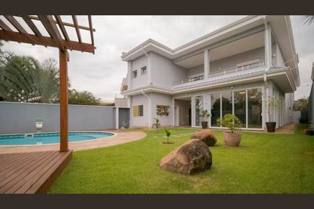 Casa de condomínio à venda com 472m², 3 quartos e 4 vagas Casa de condomínio à venda com 472m², 3 quartos e 4 vagasFoto 01
