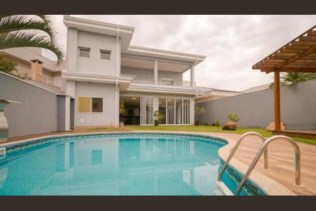 Casa de condomínio à venda com 472m², 3 quartos e 4 vagas Casa de condomínio à venda com 472m², 3 quartos e 4 vagasFoto 03