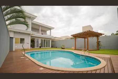 Casa de condomínio à venda com 472m², 3 quartos e 4 vagas Casa de condomínio à venda com 472m², 3 quartos e 4 vagasFoto 06