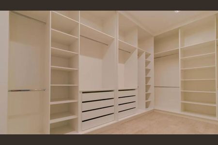 Casa de condomínio à venda com 472m², 3 quartos e 4 vagas Casa de condomínio à venda com 472m², 3 quartos e 4 vagasFoto 24