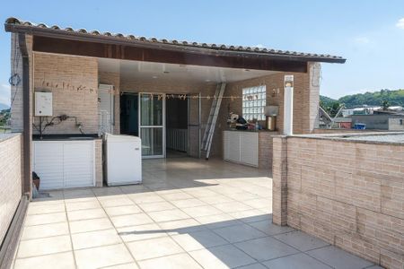 Casa para alugar com 90m², 3 quartos e 1 vaga Casa para alugar com 90m², 3 quartos e 1 vagaTerraço