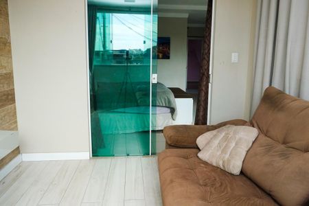 Casa para alugar com 90m², 3 quartos e 1 vaga Casa para alugar com 90m², 3 quartos e 1 vagaSala de Vídeo