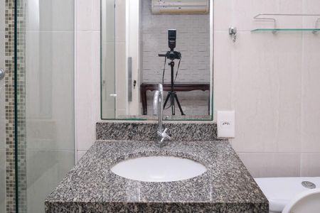 Casa para alugar com 90m², 3 quartos e 1 vaga Casa para alugar com 90m², 3 quartos e 1 vagaBanheiro