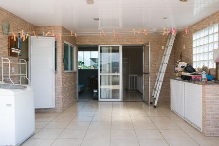 Casa para alugar com 90m², 3 quartos e 1 vaga Casa para alugar com 90m², 3 quartos e 1 vagaTerraço