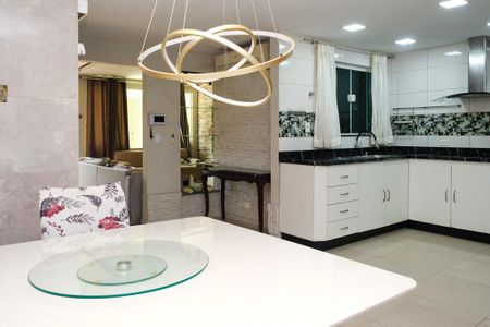 Casa para alugar com 90m², 3 quartos e 1 vaga Casa para alugar com 90m², 3 quartos e 1 vagaCozinha
