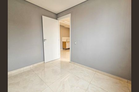 Quarto 2 de apartamento para alugar com 2 quartos, 32m² em Jardim Caravelas, São Paulo