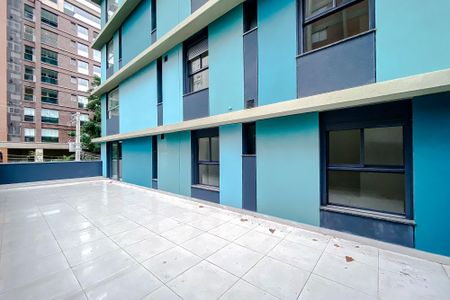 Apartamento à venda com 190m², 2 quartos e 1 vaga Apartamento à venda com 190m², 2 quartos e 1 vagaVaranda