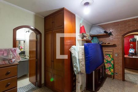 Casa à venda com 200m², 2 quartos e 2 vagasQuarto