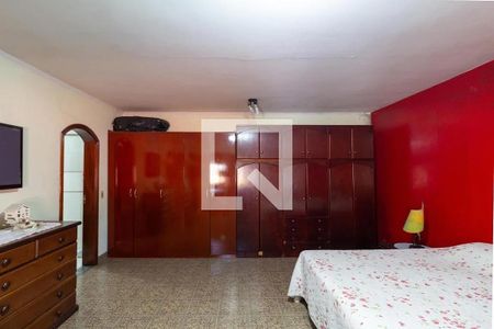 Casa à venda com 200m², 2 quartos e 2 vagasQuarto