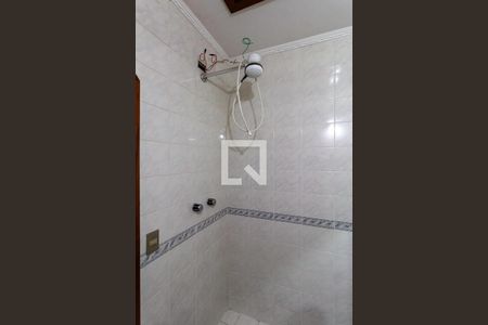 Casa à venda com 200m², 2 quartos e 2 vagasBanheiro