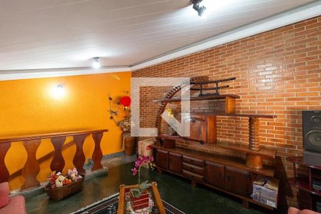 Casa à venda com 200m², 2 quartos e 2 vagasSala