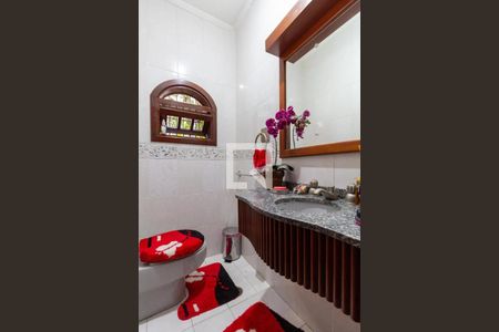 Casa à venda com 200m², 2 quartos e 2 vagasBanheiro