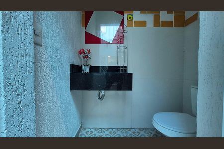 Casa para alugar com 180m², 4 quartos e 4 vagas Casa para alugar com 180m², 4 quartos e 4 vagasLavabo