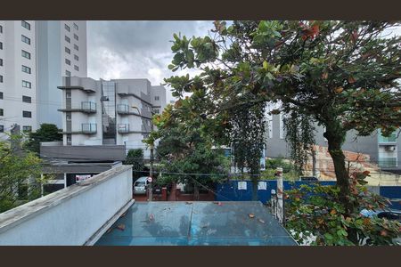 Casa para alugar com 180m², 4 quartos e 4 vagas Casa para alugar com 180m², 4 quartos e 4 vagasVista