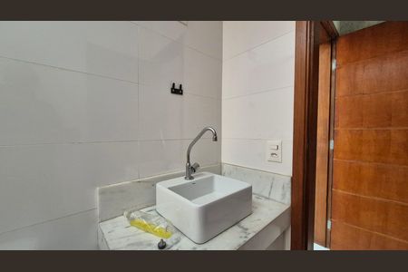 Casa para alugar com 180m², 4 quartos e 4 vagas Casa para alugar com 180m², 4 quartos e 4 vagasBanheiro da suíte 2