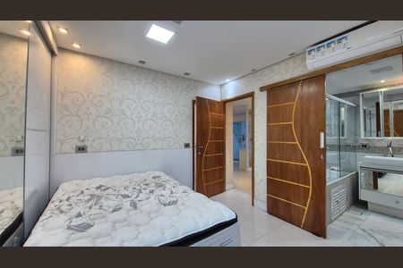 Casa para alugar com 180m², 4 quartos e 4 vagas Casa para alugar com 180m², 4 quartos e 4 vagasSuíte