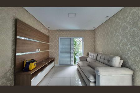 Casa para alugar com 180m², 4 quartos e 4 vagas Casa para alugar com 180m², 4 quartos e 4 vagasSala 2
