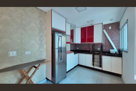 Casa para alugar com 180m², 4 quartos e 4 vagas Casa para alugar com 180m², 4 quartos e 4 vagasCozinha