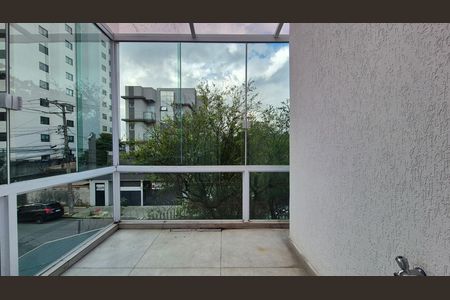 Casa para alugar com 180m², 4 quartos e 4 vagas Casa para alugar com 180m², 4 quartos e 4 vagasSuíte 3