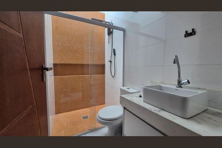 Casa para alugar com 180m², 4 quartos e 4 vagas Casa para alugar com 180m², 4 quartos e 4 vagasBanheiro da suíte 2