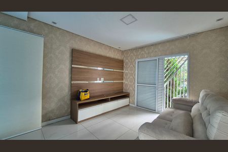 Casa para alugar com 180m², 4 quartos e 4 vagas Casa para alugar com 180m², 4 quartos e 4 vagasSala 2