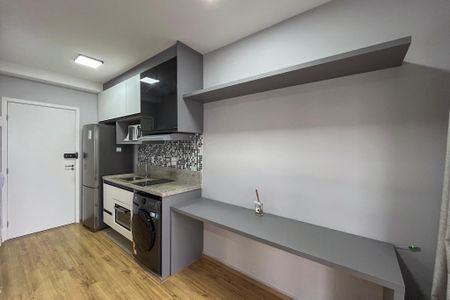 Cozinha de apartamento para alugar com 1 quarto, 28m² em Ipiranga, São Paulo